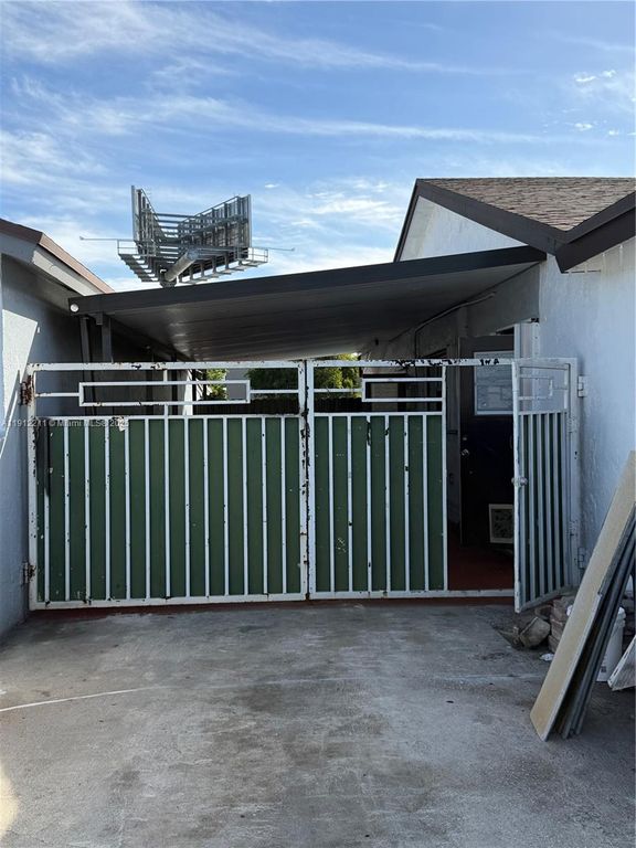 18317 SW 114th Ct 3, Miami, FL 33157