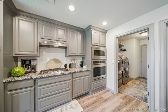 6001 S 13th Street, Broken Arrow, OK 74011