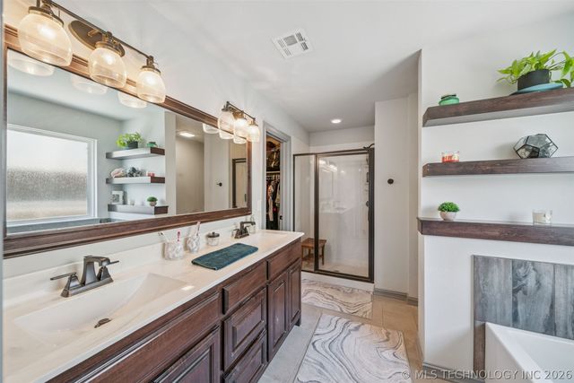 6001 S 13th Street, Broken Arrow, OK 74011