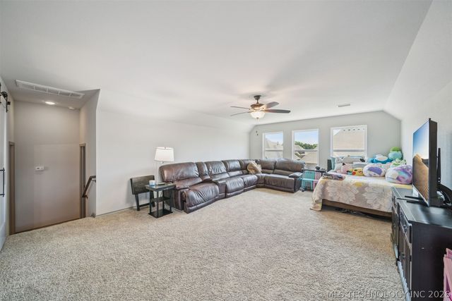 6001 S 13th Street, Broken Arrow, OK 74011