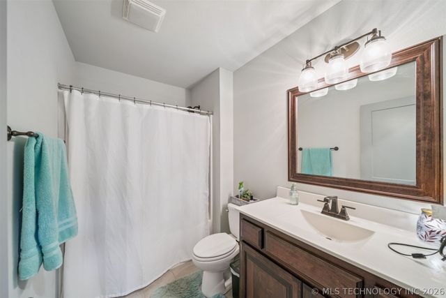 6001 S 13th Street, Broken Arrow, OK 74011