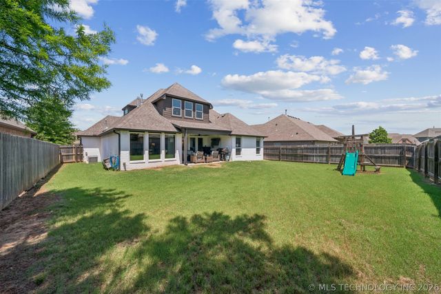 6001 S 13th Street, Broken Arrow, OK 74011