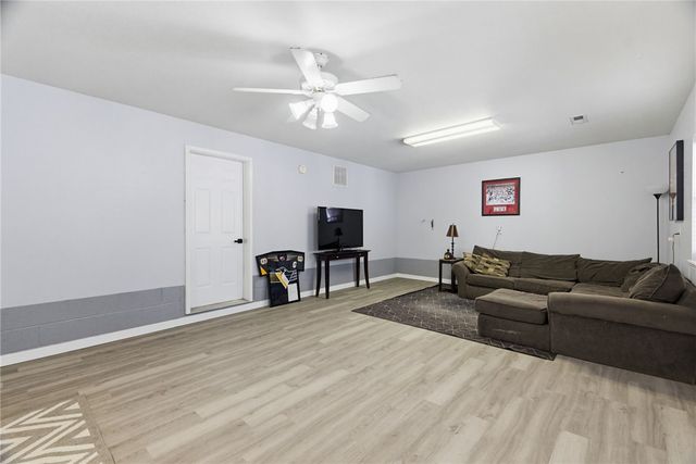 7 Ettington Lane, Bella Vista, AR 72714