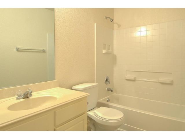 3216 Chesington Drive, Fort Worth, TX 76137