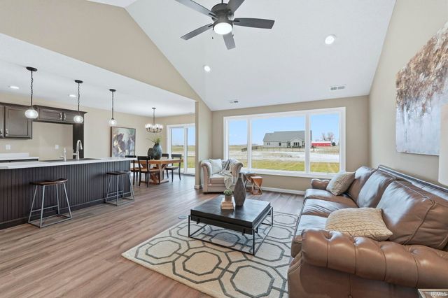 22238 Travertine Run, Woodburn, IN 46797