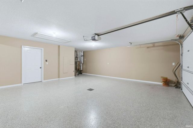 22238 Travertine Run, Woodburn, IN 46797