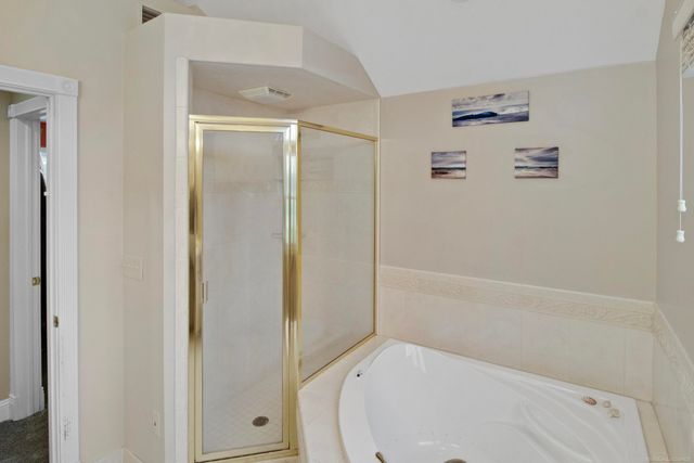 50496 N North Avenue, Macomb Twp, MI 48042