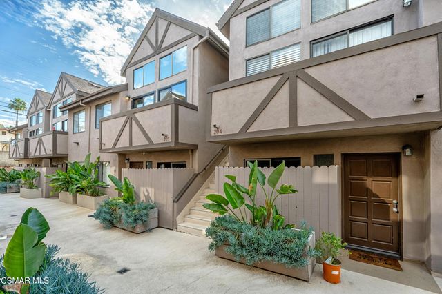 1118 E Palmer Avenue 205, Glendale, CA 91205