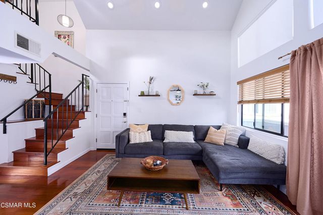 1118 E Palmer Avenue 205, Glendale, CA 91205