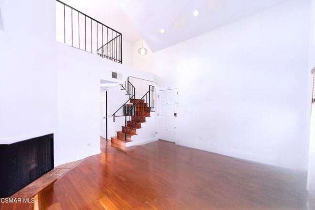 1118 E Palmer Avenue 205, Glendale, CA 91205