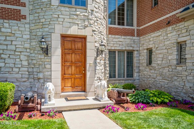 3315 Stonebrooke Lane, Maumee, OH 43537