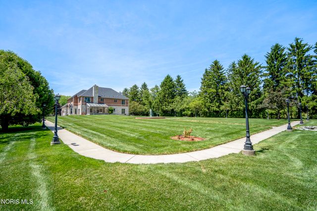 3315 Stonebrooke Lane, Maumee, OH 43537