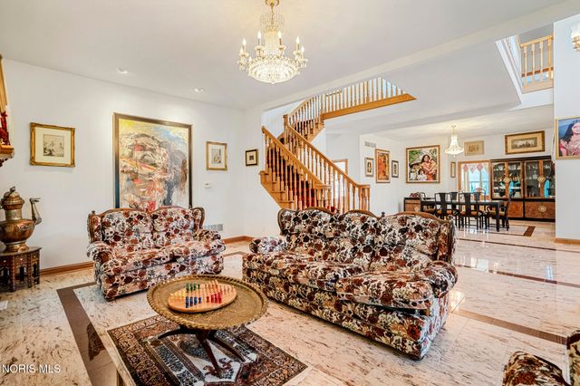 3315 Stonebrooke Lane, Maumee, OH 43537