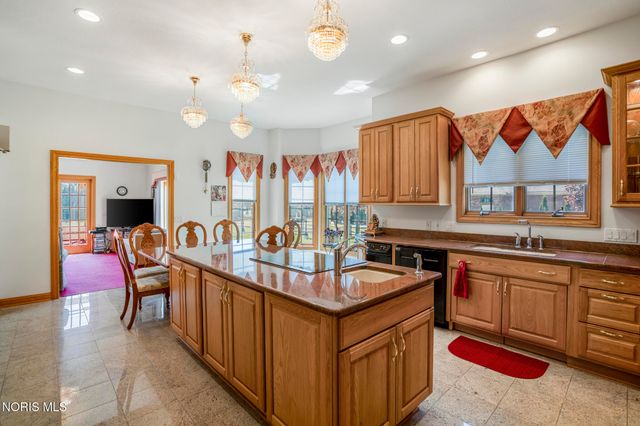 3315 Stonebrooke Lane, Maumee, OH 43537