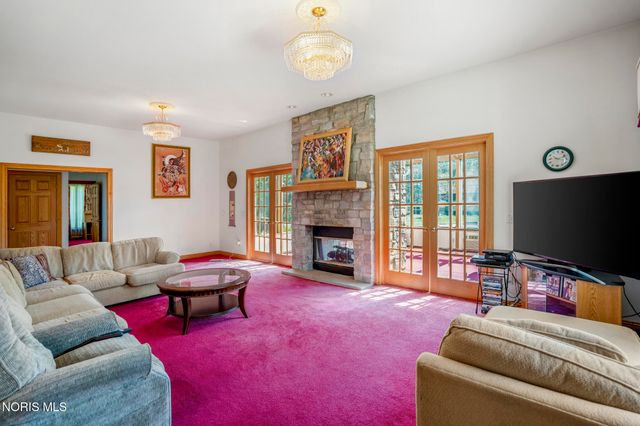 3315 Stonebrooke Lane, Maumee, OH 43537