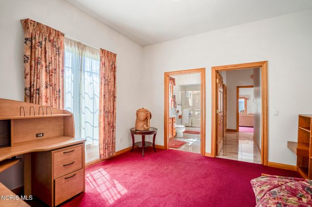 3315 Stonebrooke Lane, Maumee, OH 43537