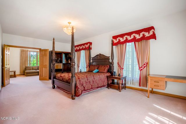 3315 Stonebrooke Lane, Maumee, OH 43537