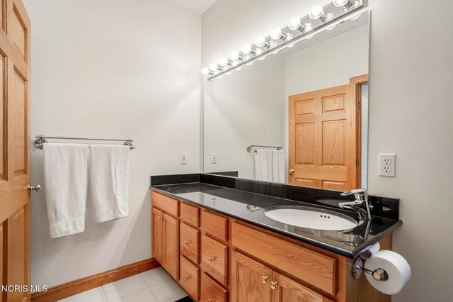 3315 Stonebrooke Lane, Maumee, OH 43537
