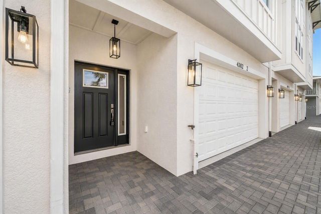4302 W NORTH B STREET 2, Tampa, FL 33609