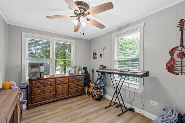 2912 Fort Avenue, Waco, TX 76707