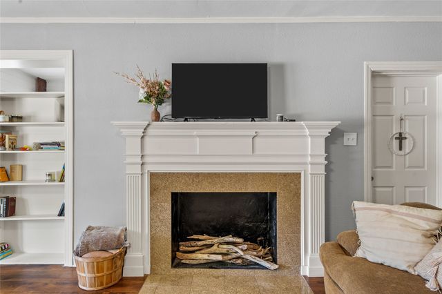 2912 Fort Avenue, Waco, TX 76707