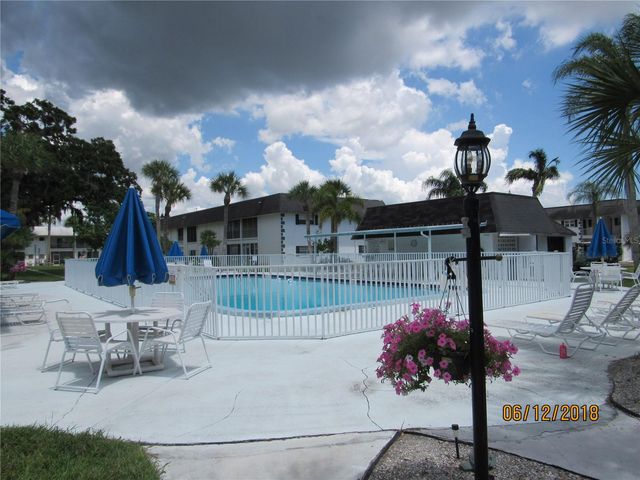 304 47TH AVENUE DRIVE W 307, Bradenton, FL 34207