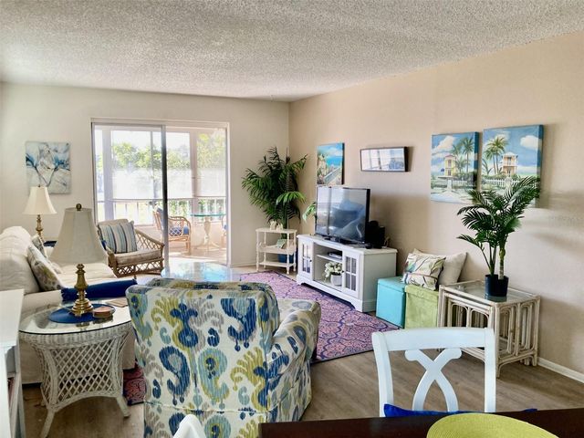 304 47TH AVENUE DRIVE W 307, Bradenton, FL 34207