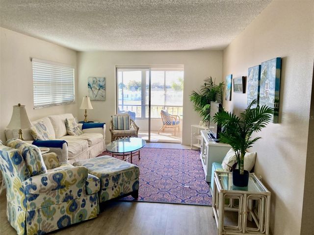 304 47TH AVENUE DRIVE W 307, Bradenton, FL 34207