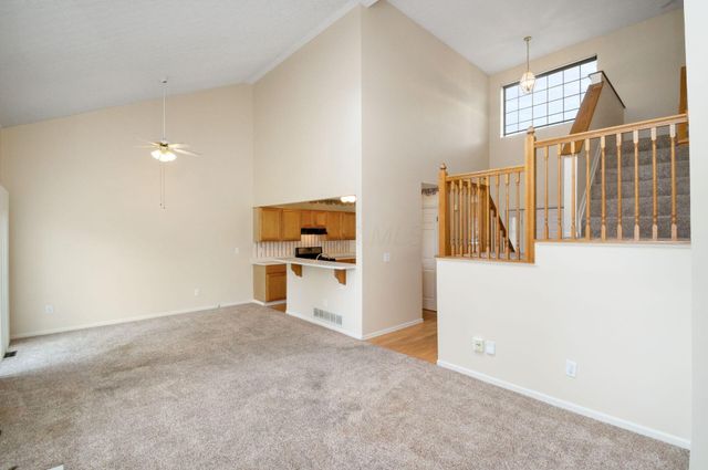 1032 Portlock Drive, Columbus, OH 43228