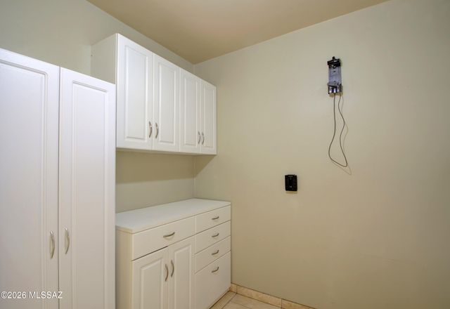 2914 W Wyoming Street, Tucson, AZ 85746