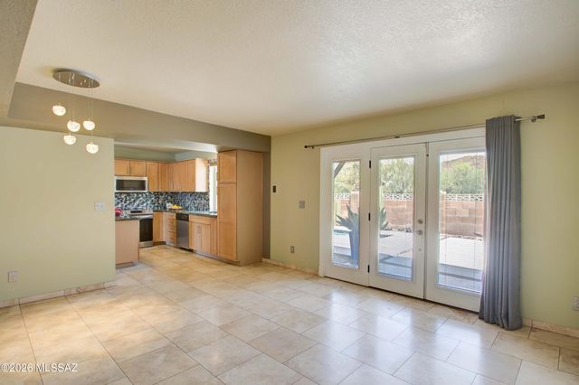 2914 W Wyoming Street, Tucson, AZ 85746
