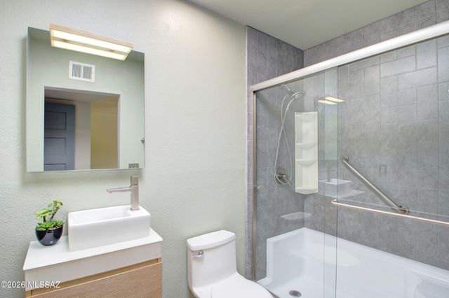 2914 W Wyoming Street, Tucson, AZ 85746