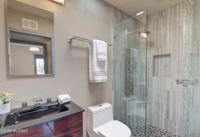 2914 W Wyoming Street, Tucson, AZ 85746