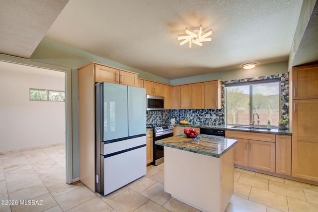 2914 W Wyoming Street, Tucson, AZ 85746
