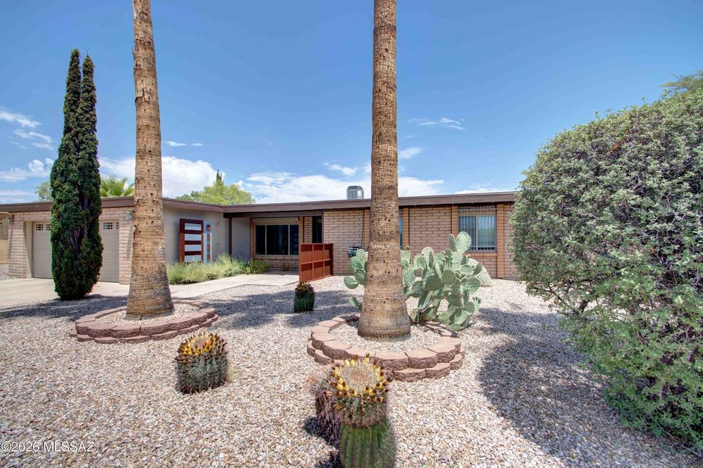 2914 W Wyoming Street, Tucson, AZ 85746