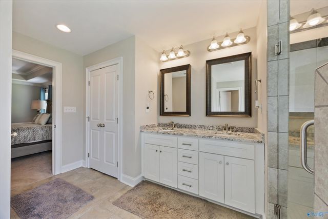 23749 Glover Road, Athens, AL 35613