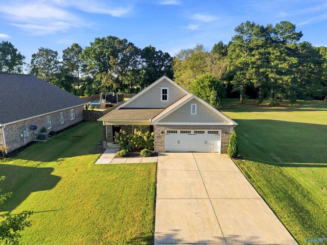 23749 Glover Road, Athens, AL 35613