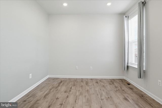 889 BARKSDALE DR, Charles Town, WV 25414