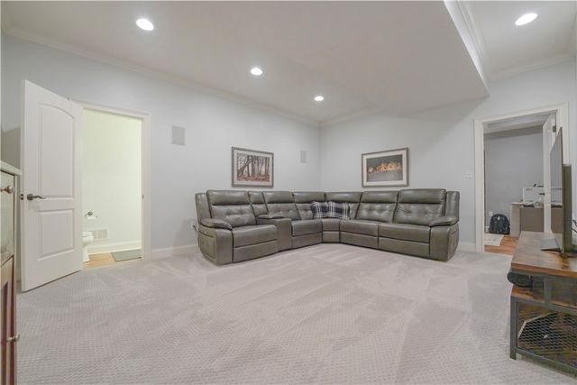 4020 Castor Ln, Jefferson Hills, PA 15332