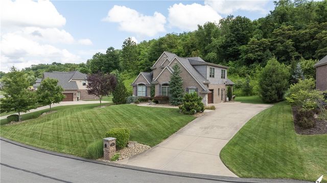 4020 Castor Ln, Jefferson Hills, PA 15332