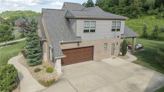 4020 Castor Ln, Jefferson Hills, PA 15332