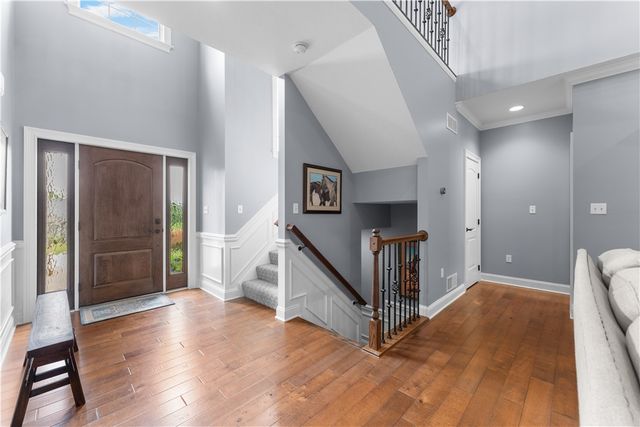 4020 Castor Ln, Jefferson Hills, PA 15332