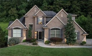 4020 Castor Ln, Jefferson Hills, PA 15332