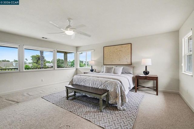 5666 Oakmont Ct, Discovery Bay, CA 94505