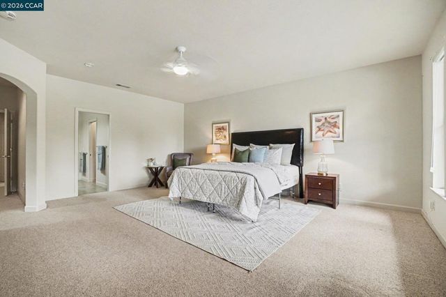 5666 Oakmont Ct, Discovery Bay, CA 94505