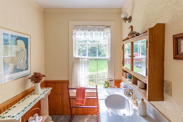8425 Parshallville Road, Fenton, MI 48430