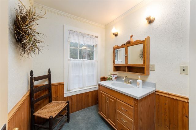8425 Parshallville Road, Fenton, MI 48430