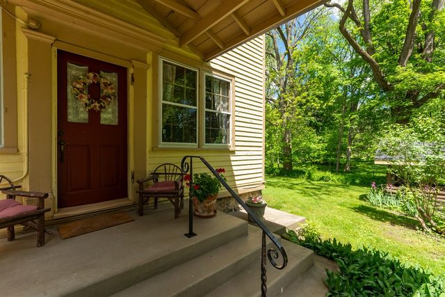 8425 Parshallville Road, Fenton, MI 48430