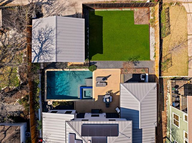 1004 Maufrais ST, Austin, TX 78703