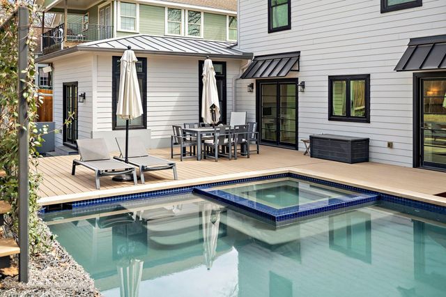 1004 Maufrais ST, Austin, TX 78703